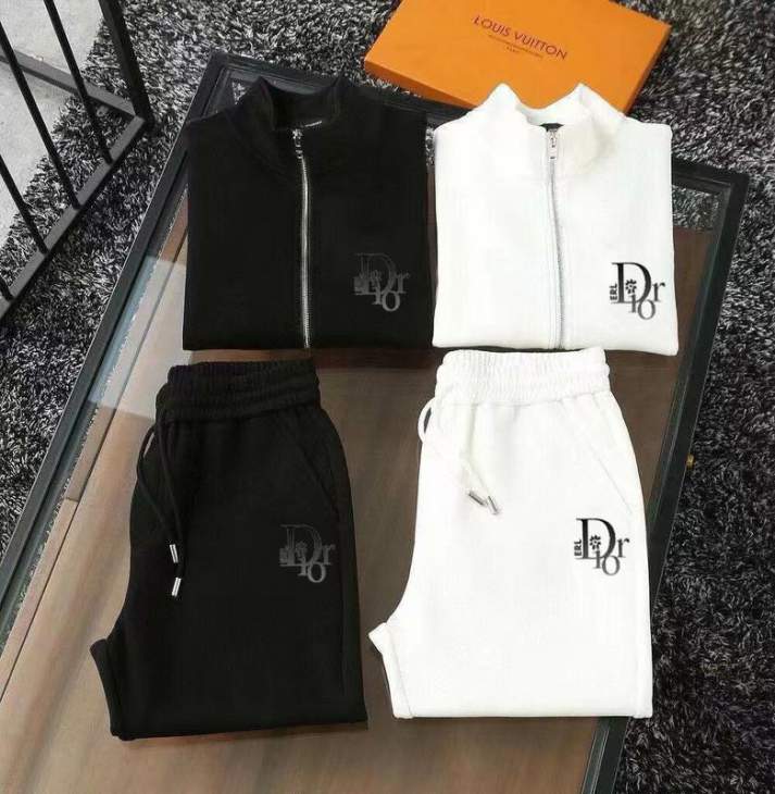 Picture of Dior Sweater Suits _SKUDiorM-5XLkdtr0238825